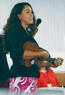 Poli'ahu i ke kapu Mahalo